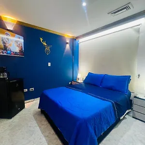 De Lujo Con Aire Acondicionado En Privado Habitación en casa particular